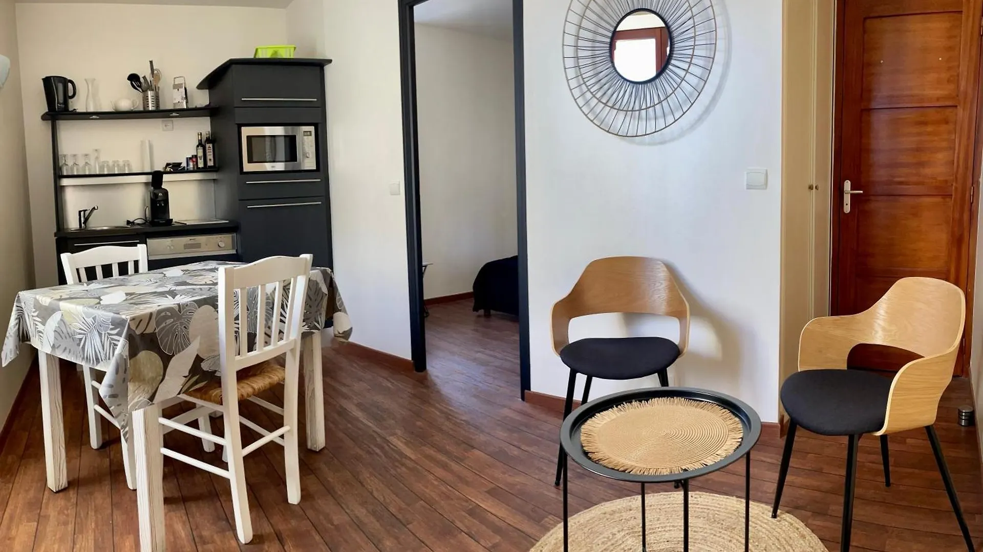 Appartements De La Houle Cancale 0*,  Francia